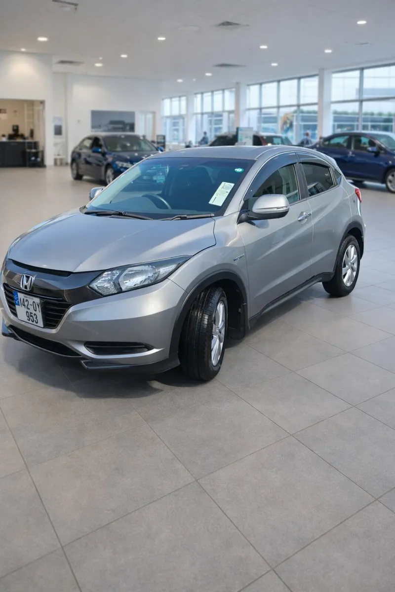 Honda Vezel 2014 Automatic - Image 2