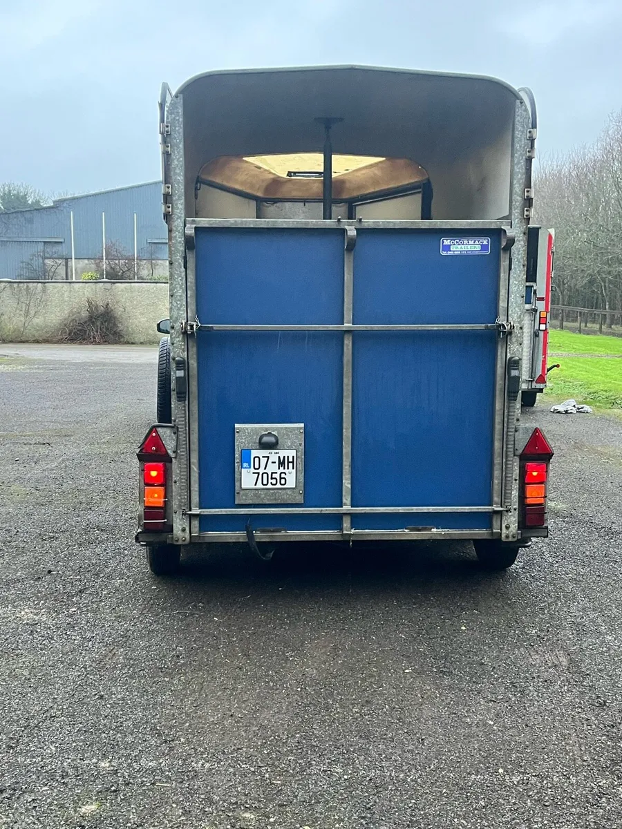 Horse box 505 - Image 2