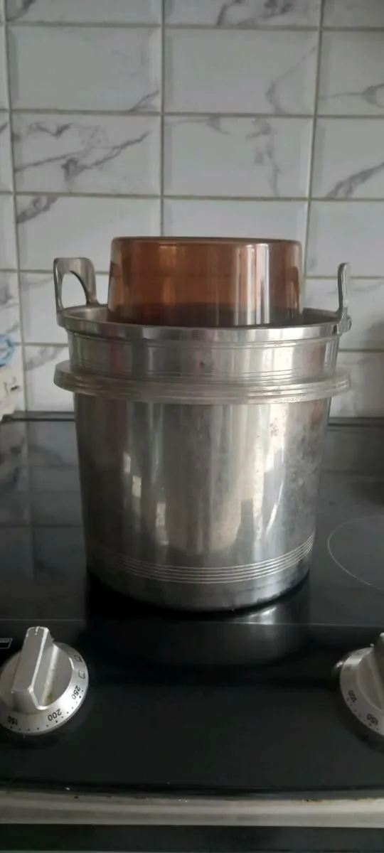 Vintage Champagne/Wine Cooler - Image 4