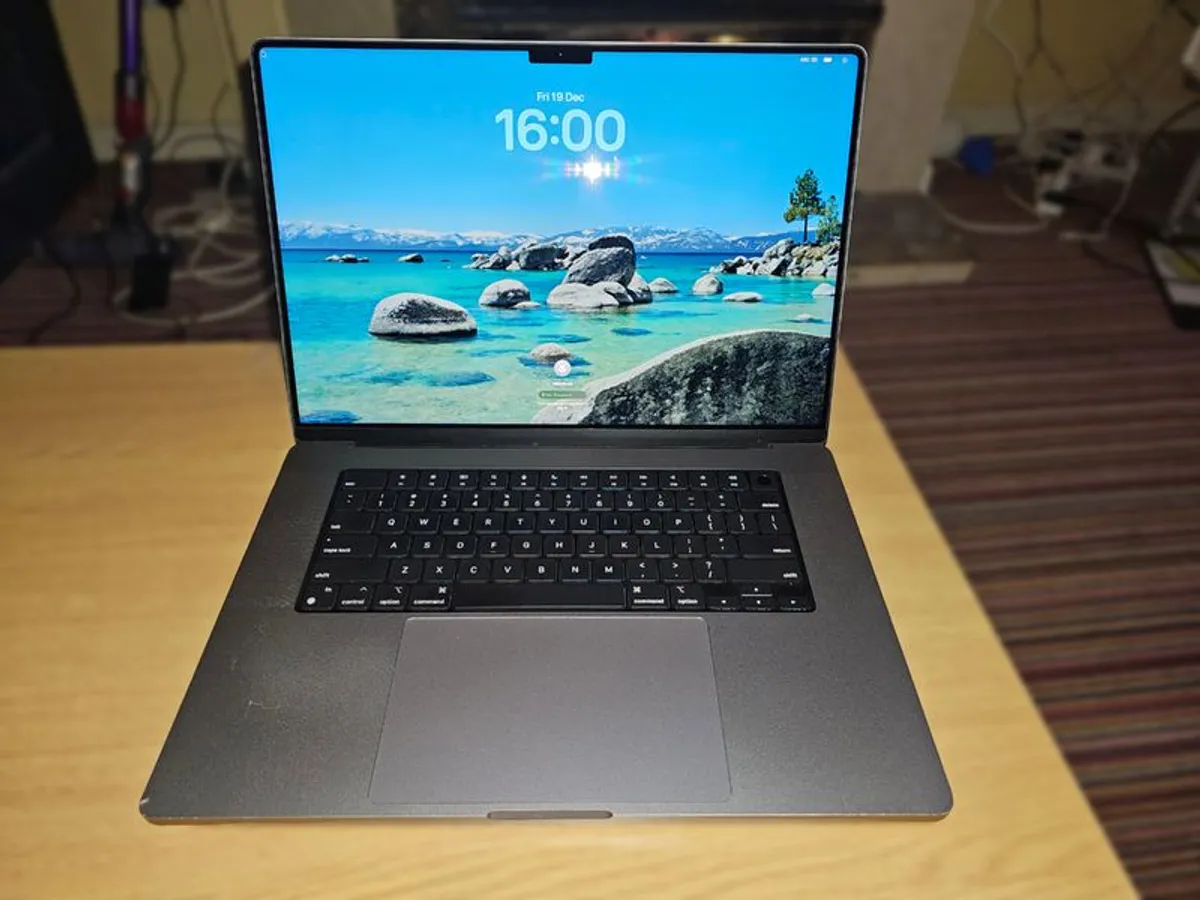 MacBook Pro 16" 2023 M2 Pro 12c/19cgpu 1Tb - Image 1