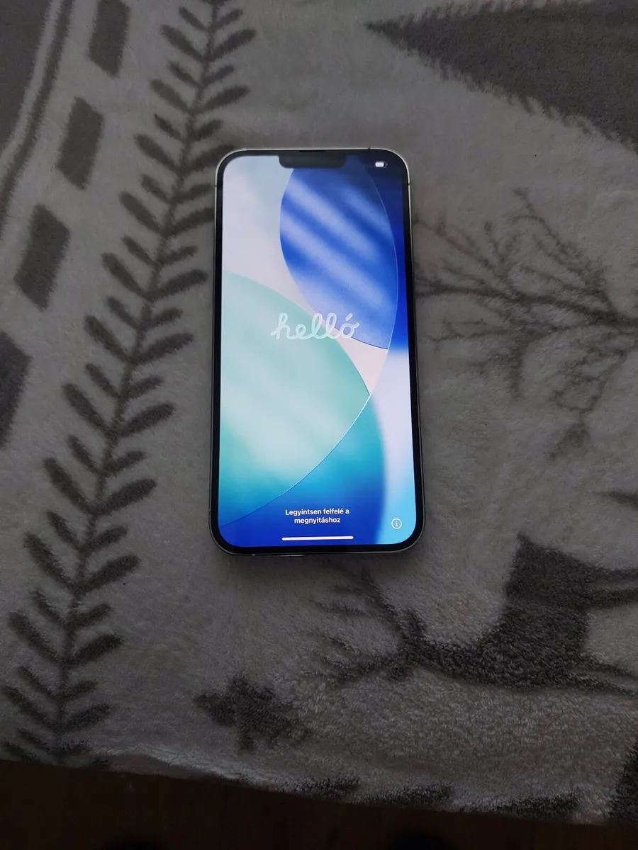 iPhone 13 Pro Max - Image 2