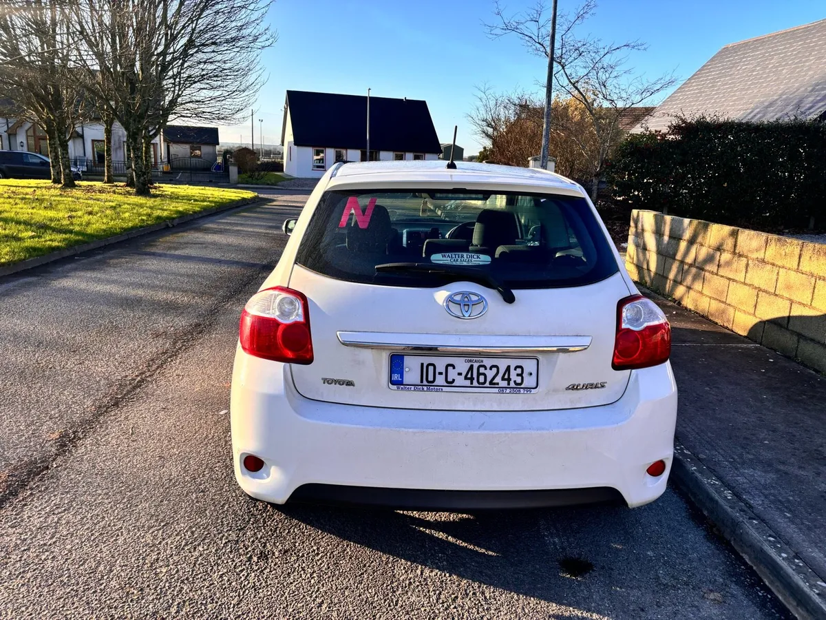 Toyota auris - Image 2