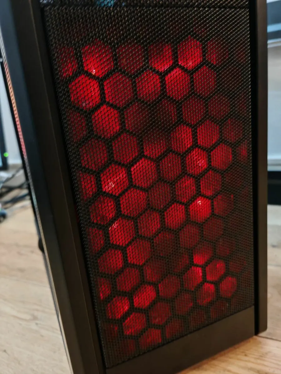 RYZEN 7 PC GAMING COMPUTER ATX - Image 3