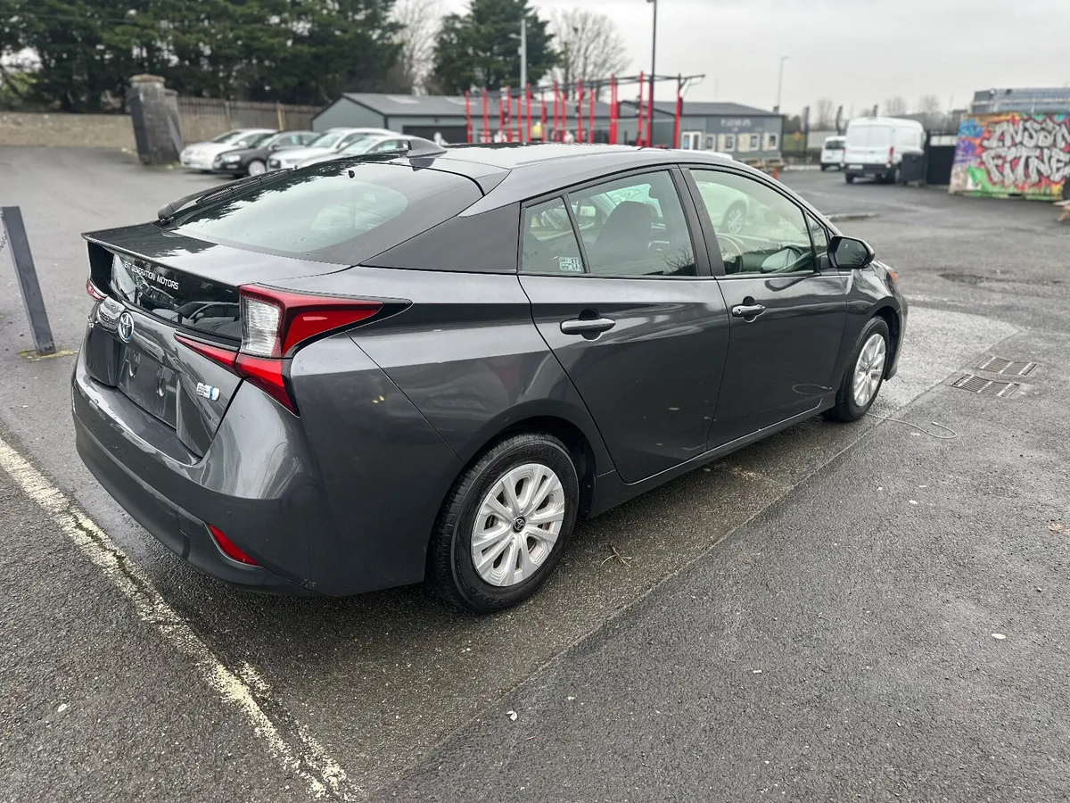 2022 Toyota Prius 1.8L fresh Nct Rd Tax - Image 4
