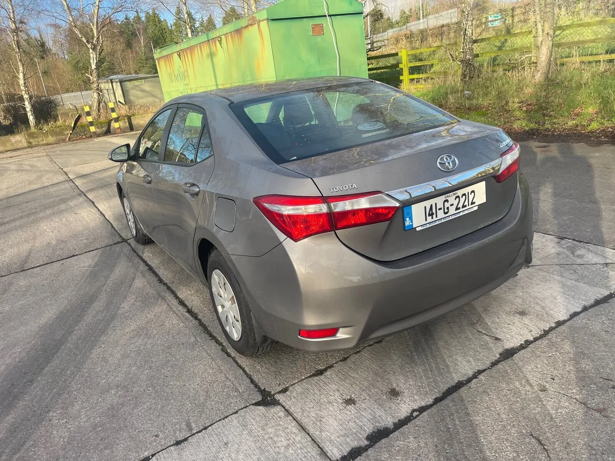 2014 Toyota Corolla - Image 4