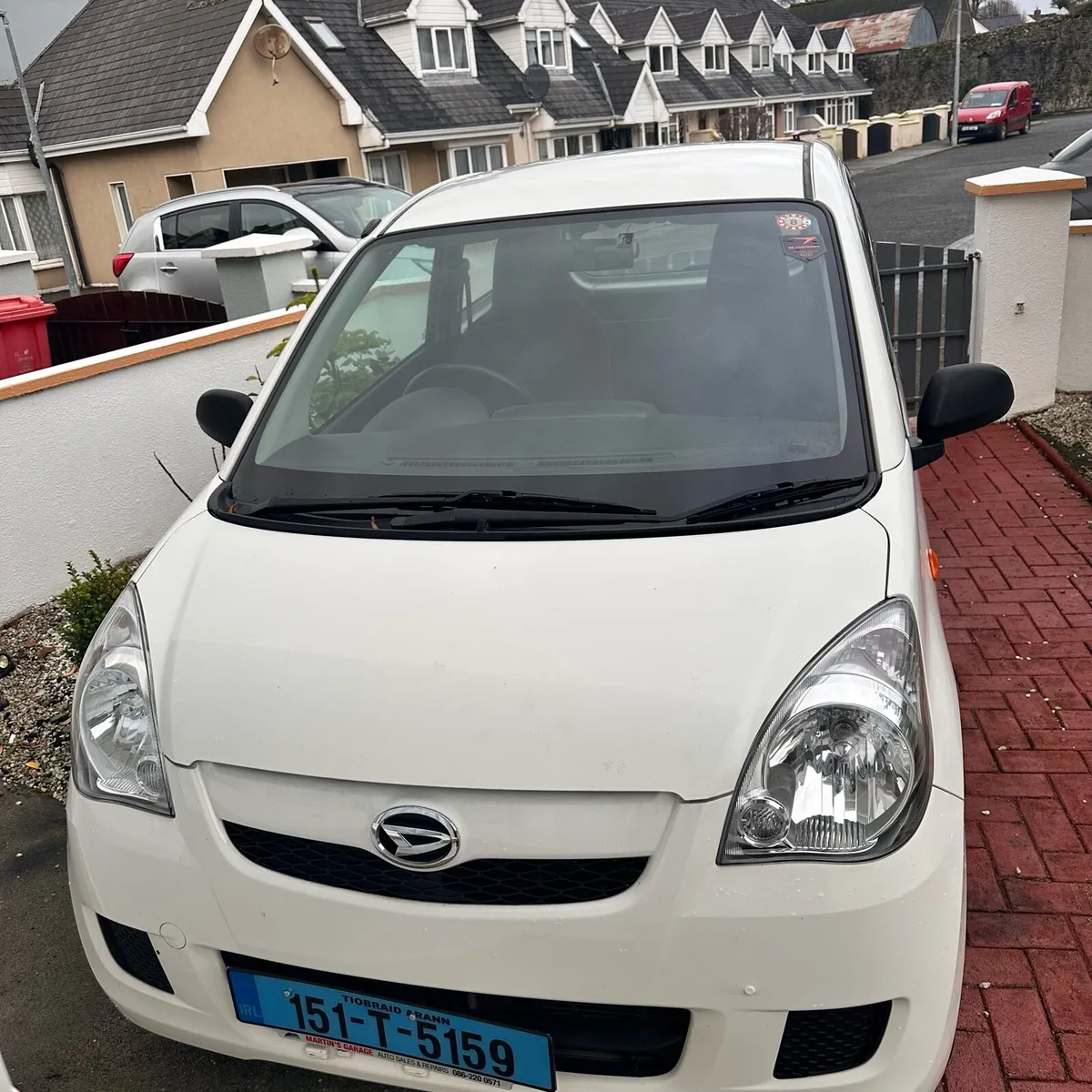 DAIHATSU Mira - Image 1