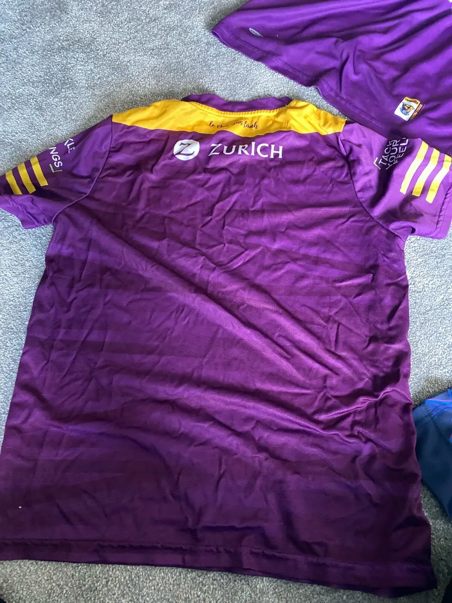 All sorts of jerseys - Image 1