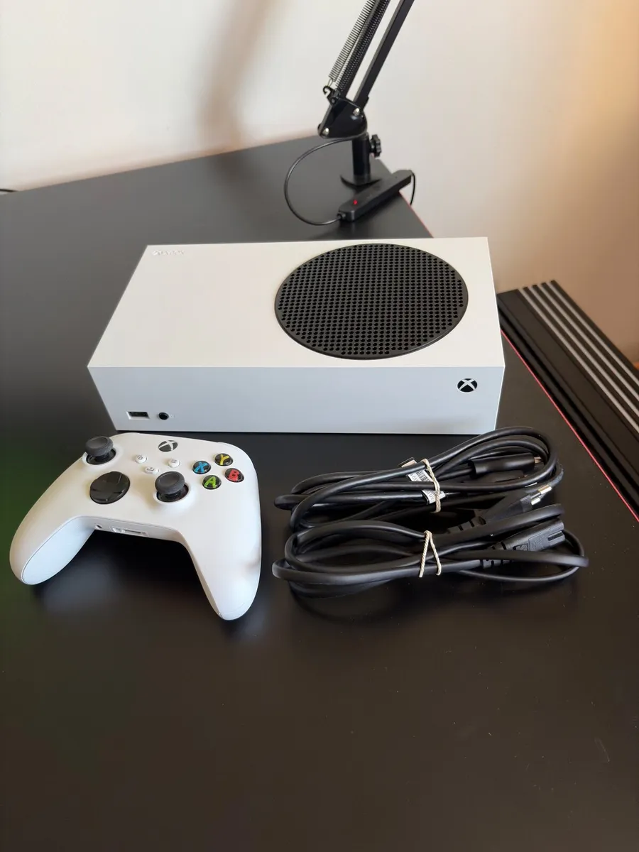 Xbox Series S 512GB - Image 1