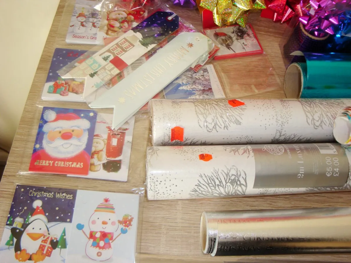 Gift wrap bows and more - Image 2