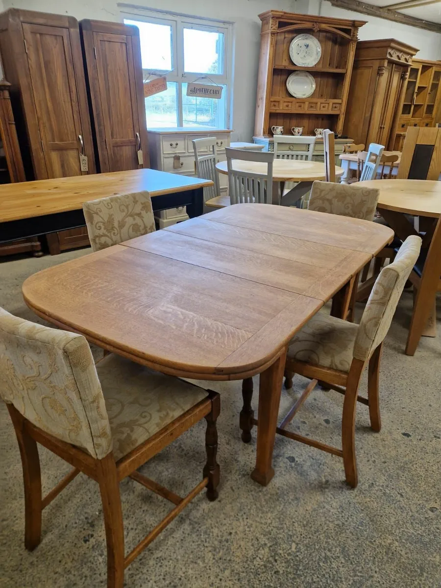 Vintage extendable oak table, 4 chairs - Image 1