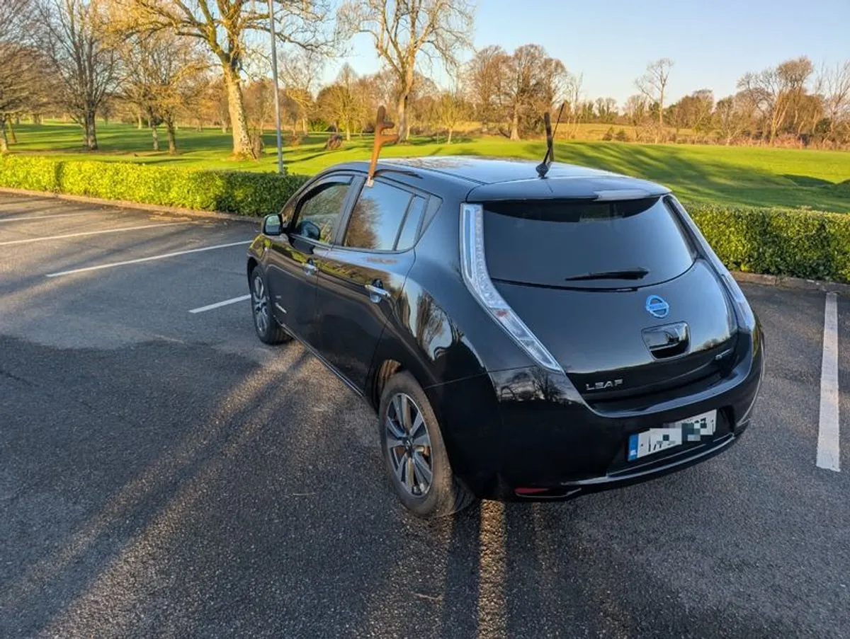 2017 Nissan Leaf Tekna 30Kwh - Image 2