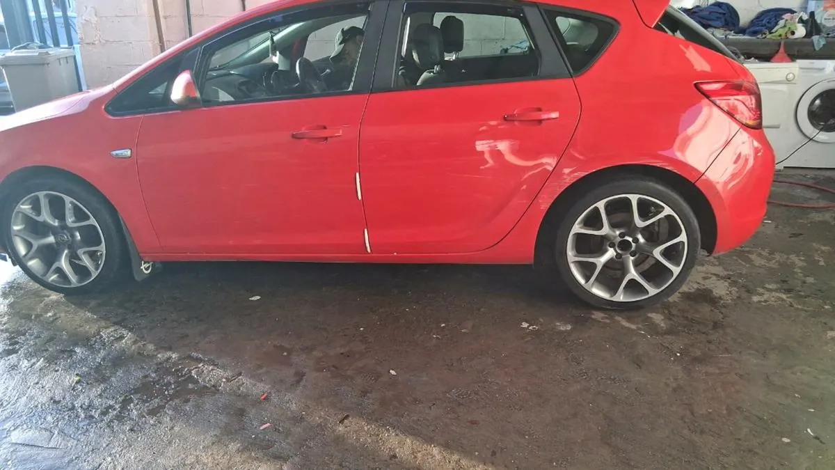 2011 astra New NCT 6/26 155km new timing chain kit - Image 1