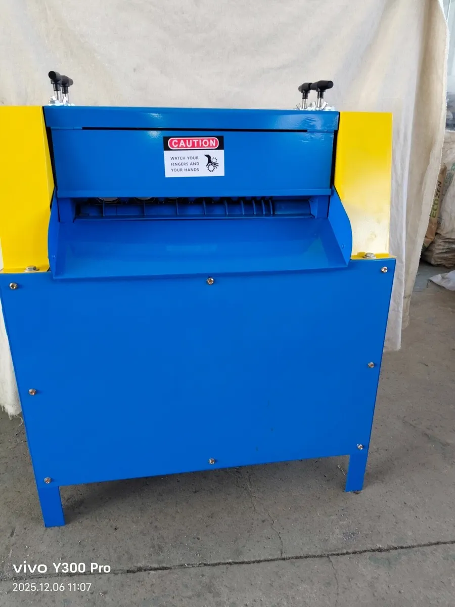 Heavy duty professional wire stripping machine NEW - Image 4