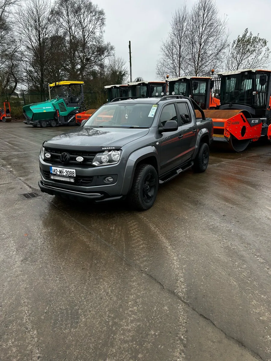 Volkswagen amarok dark label - Image 3
