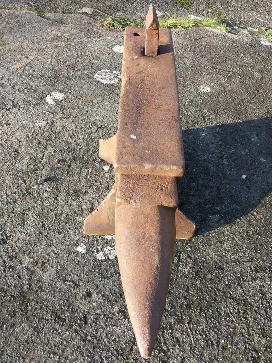 Blacksmiths Anvil - Image 1
