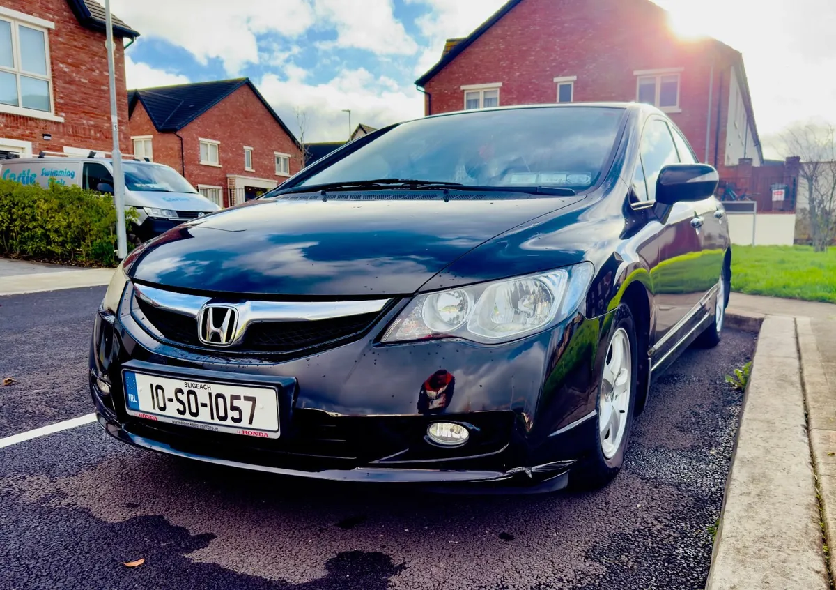 Honda Civic 2010 - Image 4