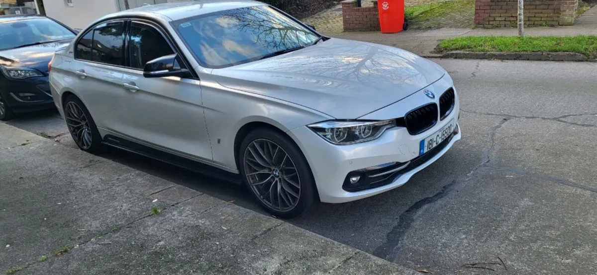 BMW E330 PLUG-IN HIBRID - Image 1