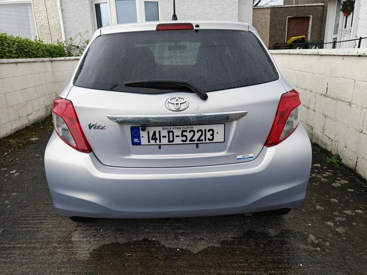 Toyota vitz 2014 automatic - Image 4