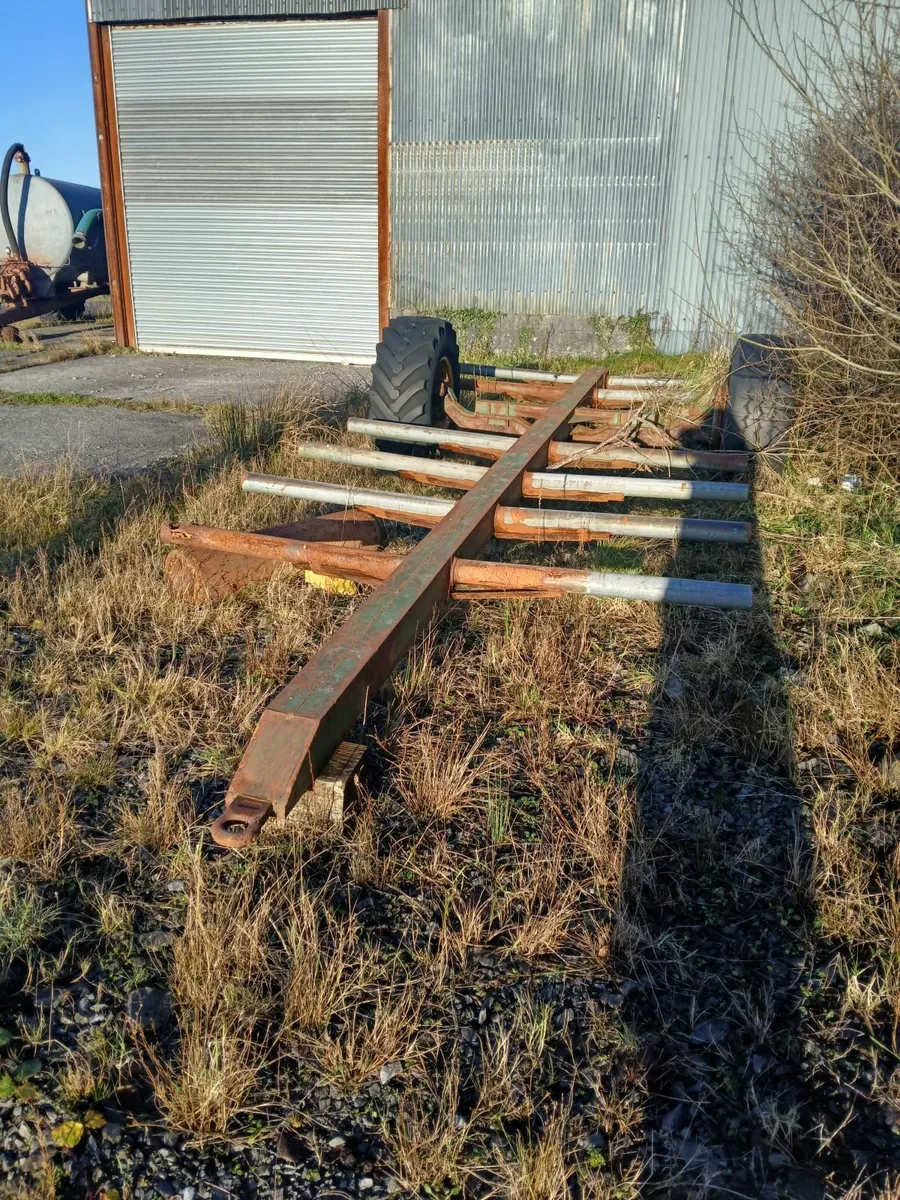 Bale trailer - Image 2