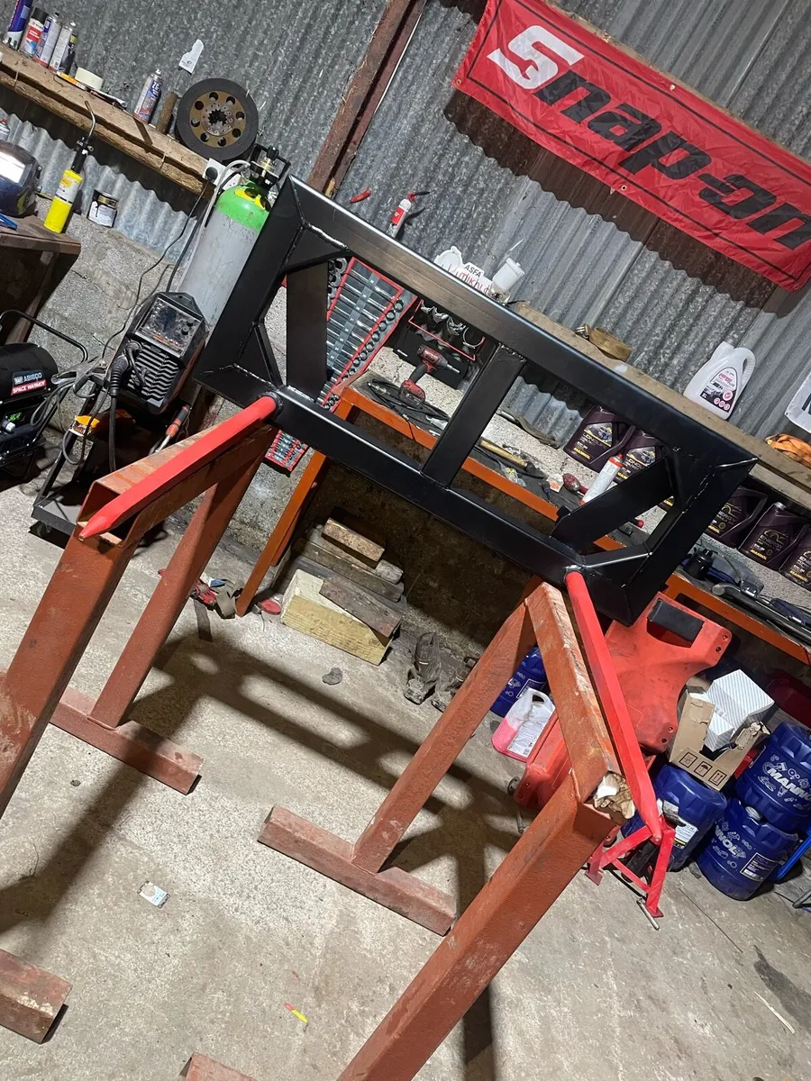 Bale spikes/grabs/buckets - Image 1