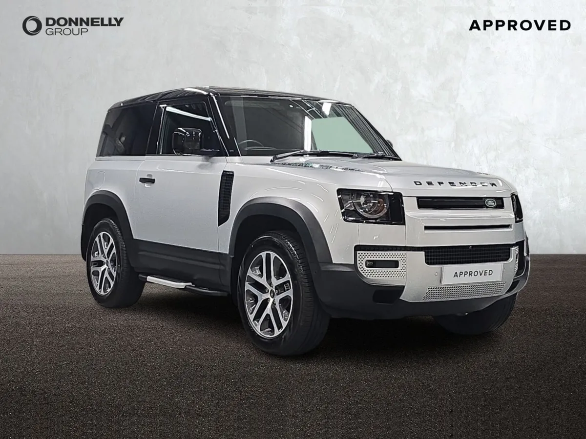 Land Rover Defender 90 Diesel - Image 1