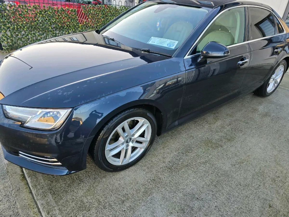 Audi A4 2017 Limousine - Image 2