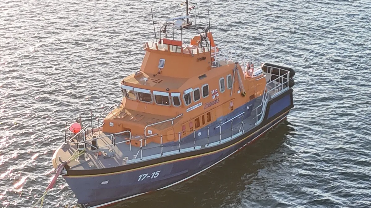 DJI MINI 4 PRO FLY MORE  COMBO - Image 3