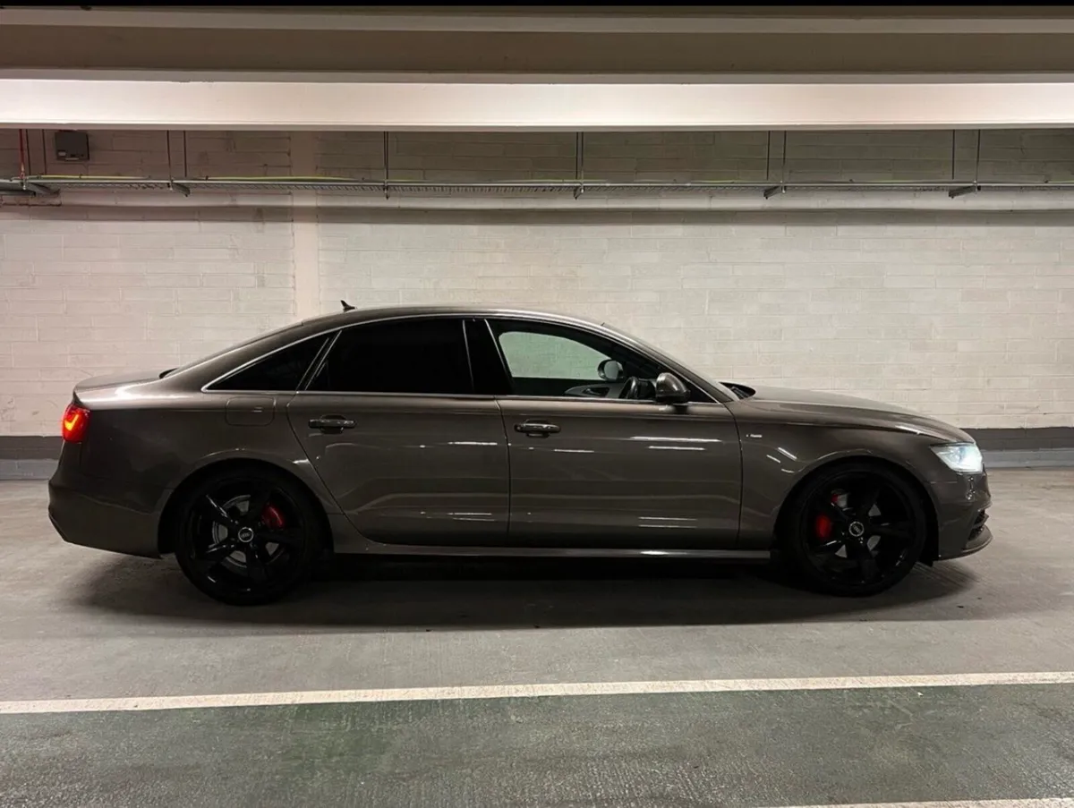 **AUDI A6 S-LINE 3.0 TDI QUATTRO AUTOMATIC** - Image 3