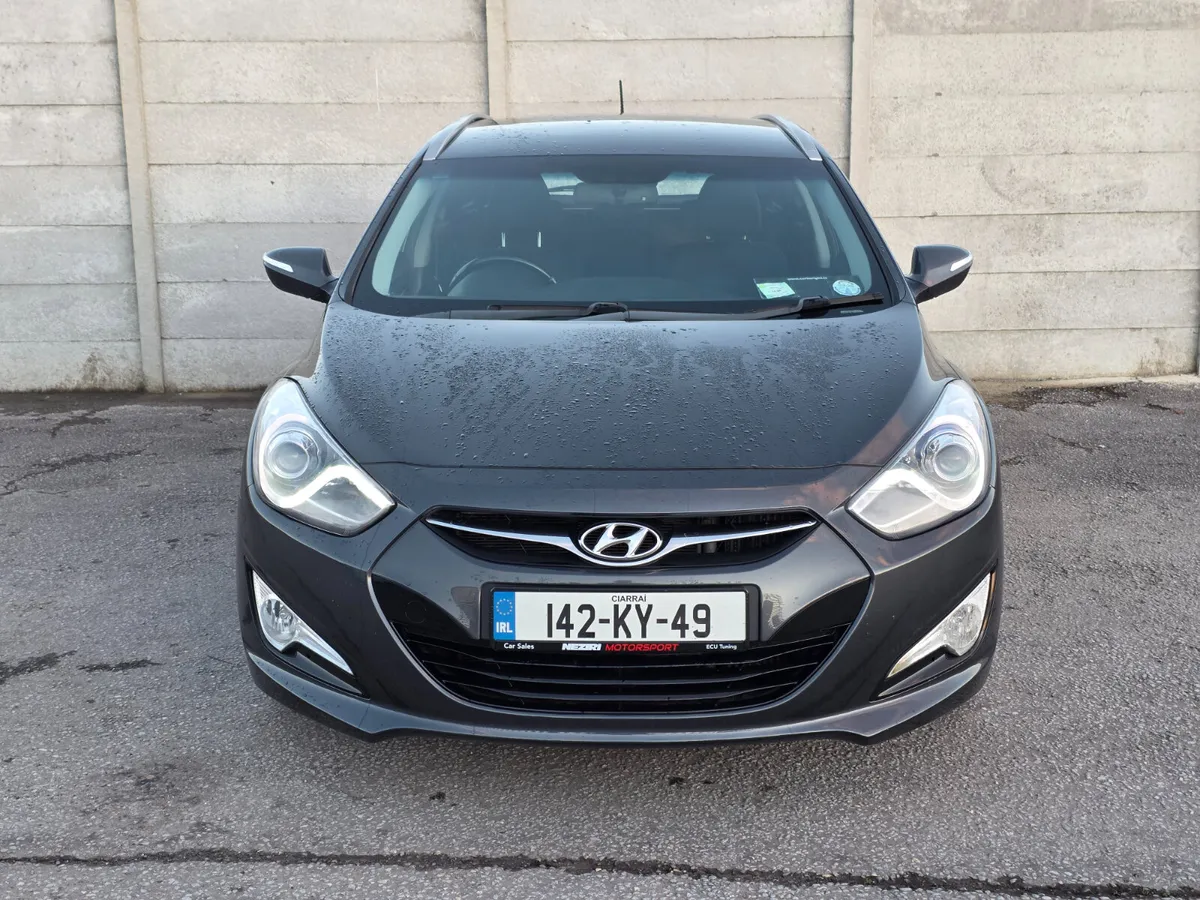Hyundai i40 Fleet Edition 1.7 Diesel NCT 10/26 - Image 2