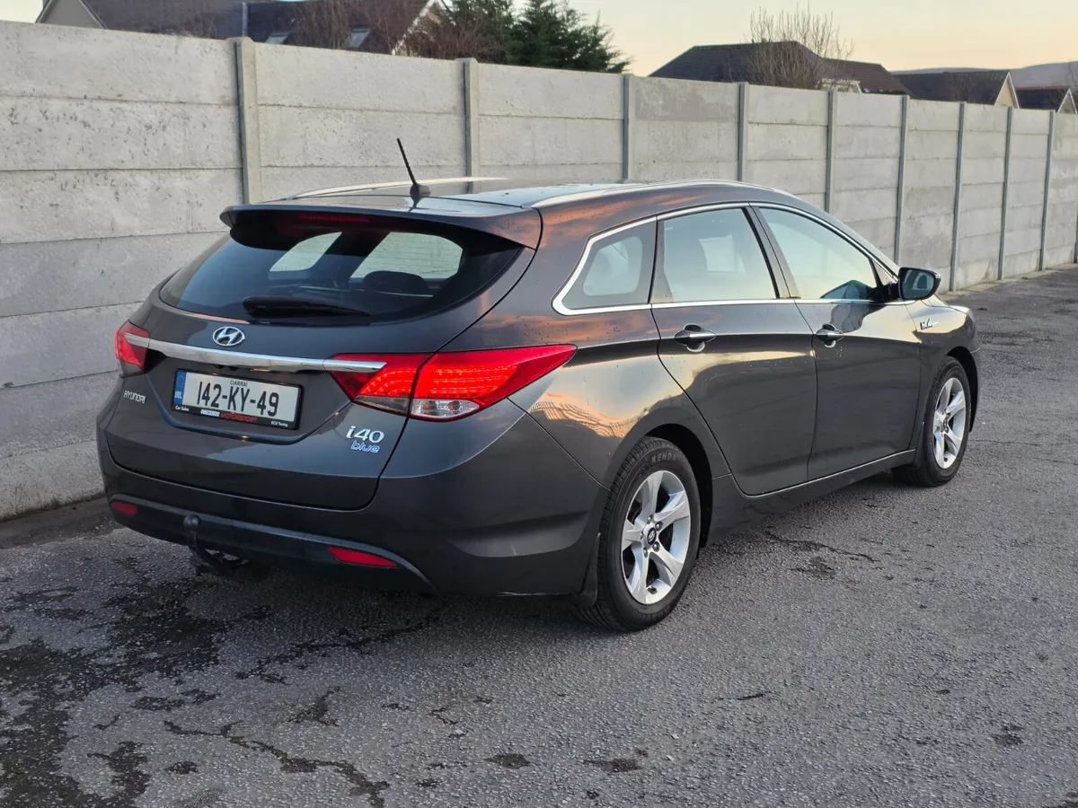 Hyundai i40 Fleet Edition 1.7 Diesel NCT 10/26 - Image 4