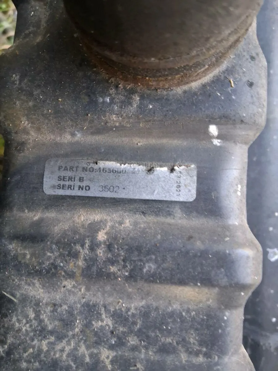 Ford 6700 radiator - Image 3