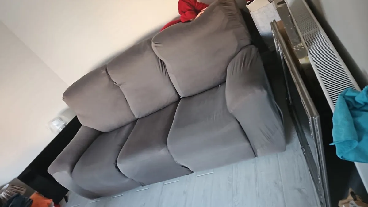 Stunning Couch set - Image 3