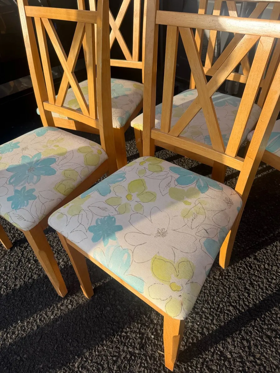 5 dining chairs - Image 4