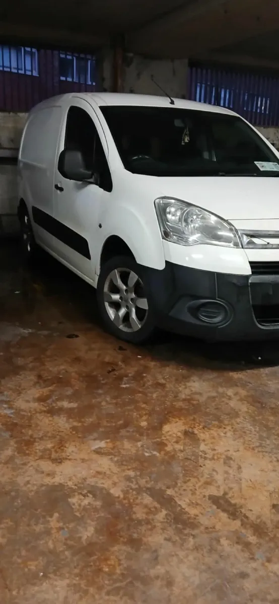 Citroen Berlingo 2010 - Image 1