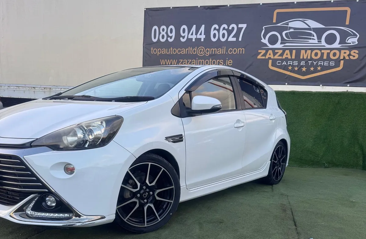 Toyota aqua - Image 3