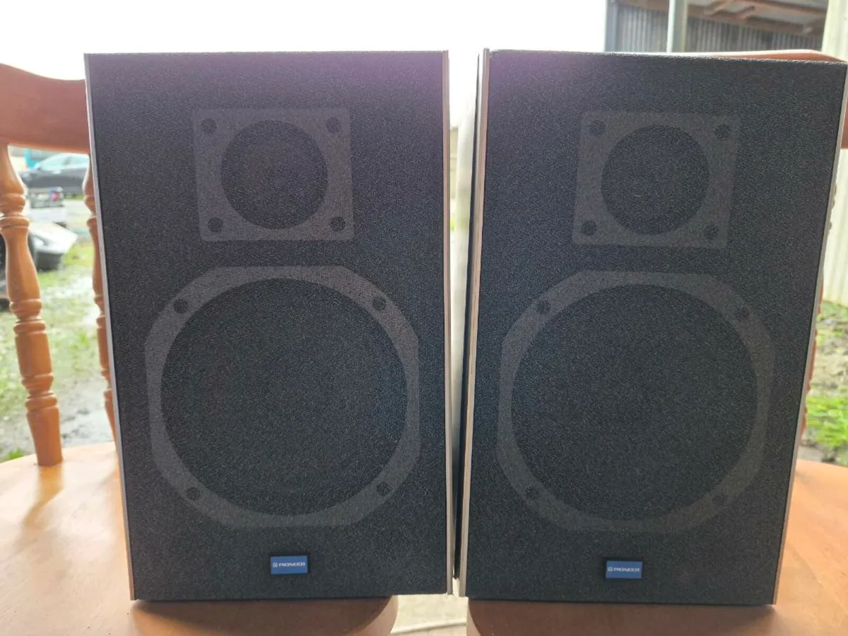 Vintage speakers - Image 1