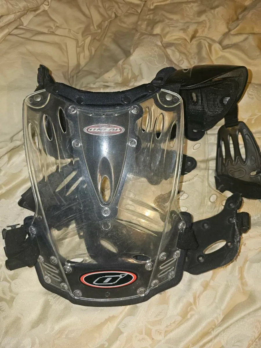 Youth Motorsport/Mountain Biking Chest Protector - Image 2