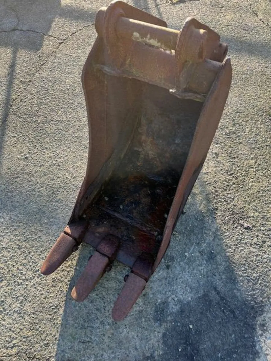 JCB Bucket - Image 2