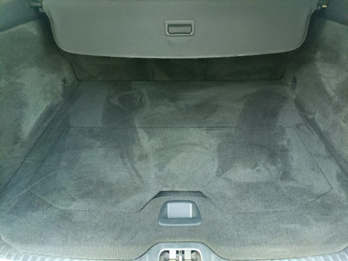 142 Volvo XC60 " Automatic" - Image 4