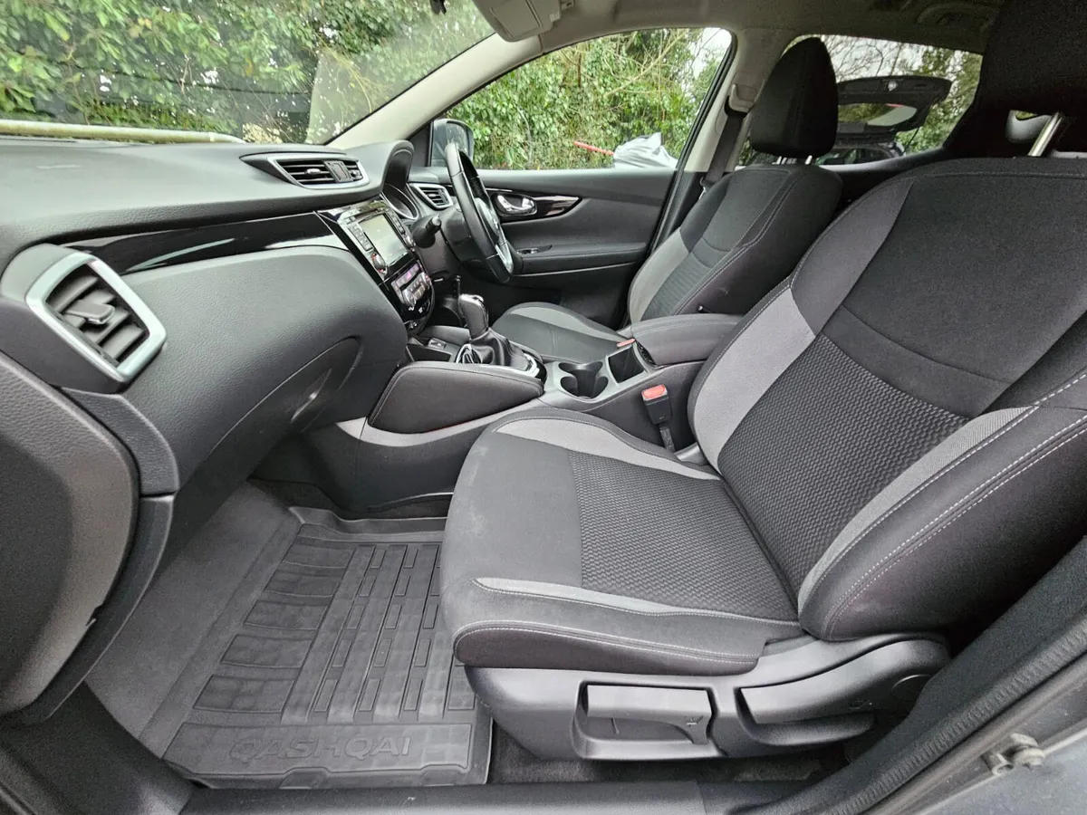 Nissan Qashqai 2018 automatic €12990 - Image 4
