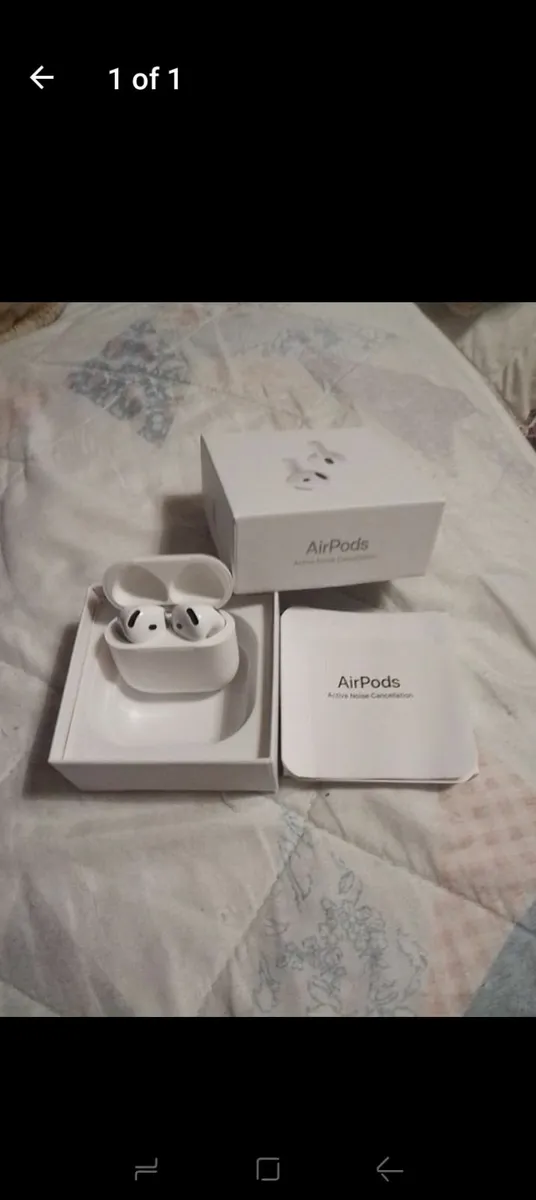 AirPods