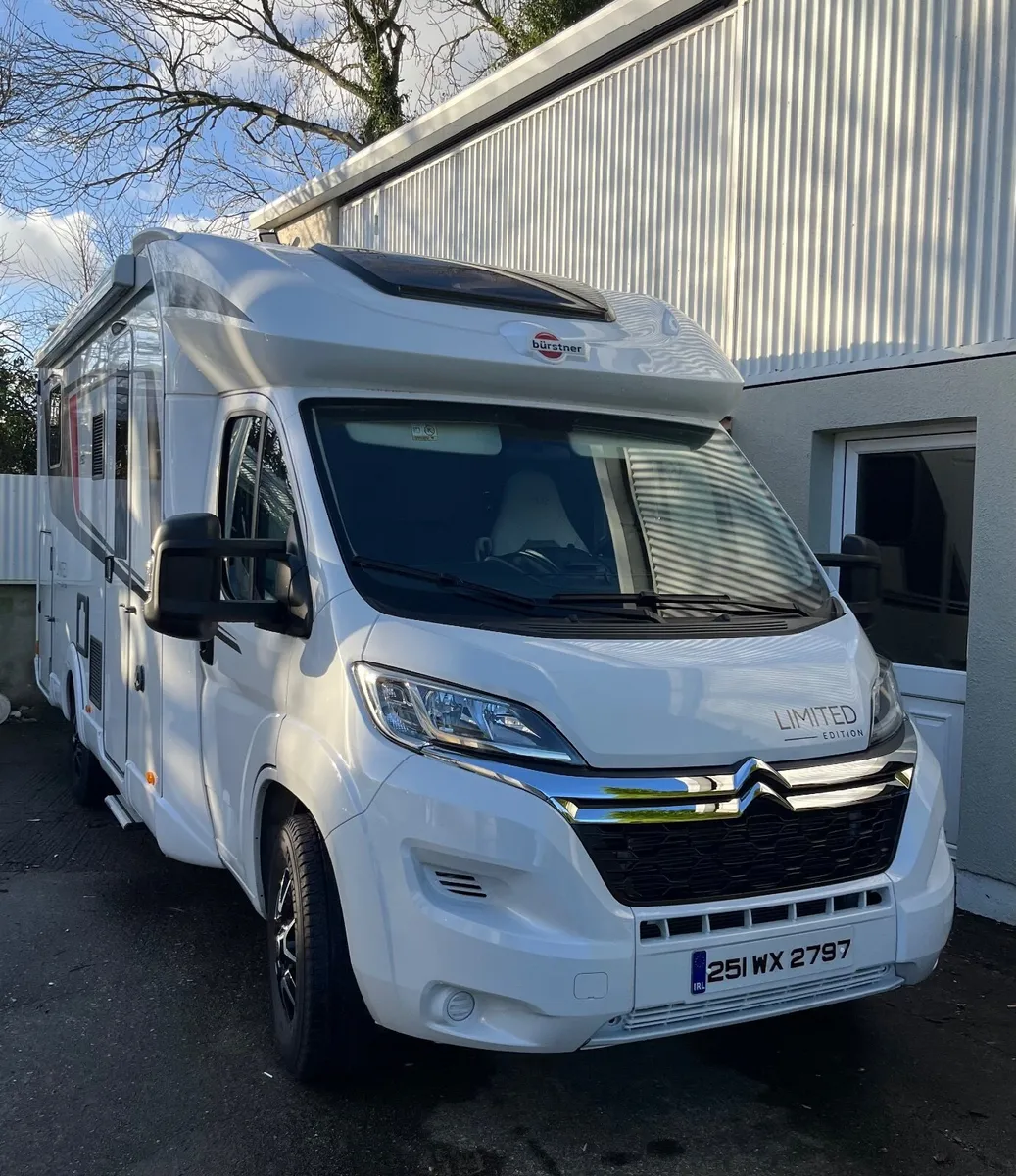 NEW YEAR BARGAIN - 2025 Burstner 732 - Image 3