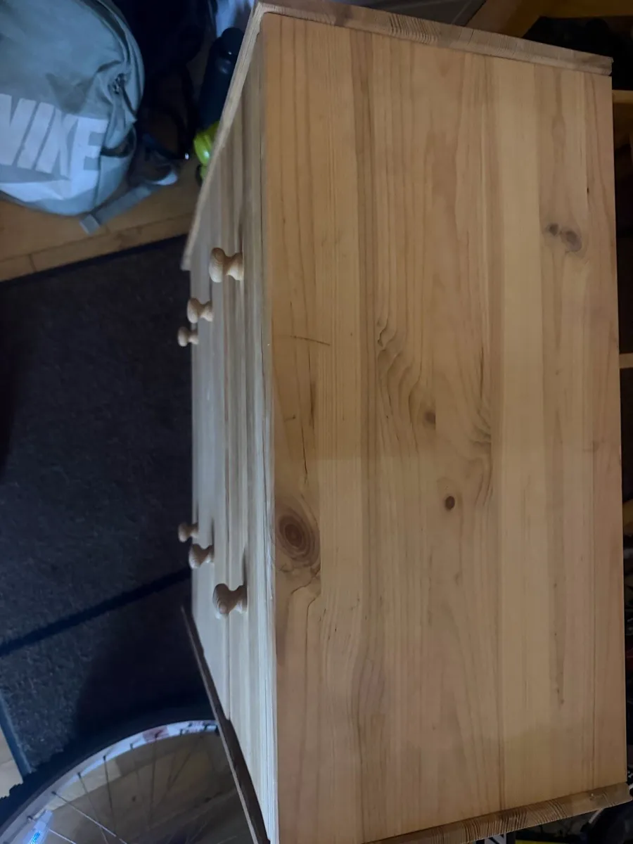 Chest of drawers - Image 2