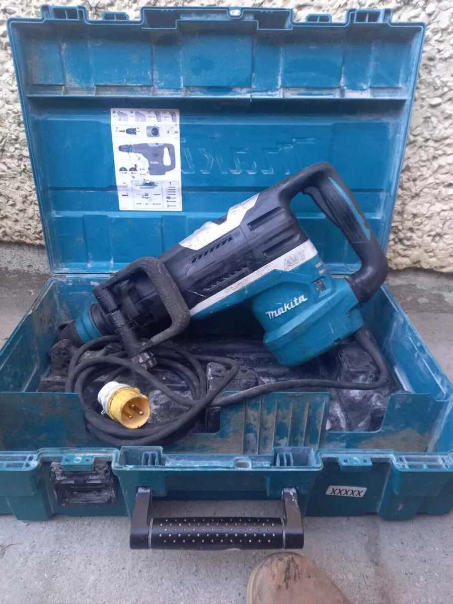 Makita SDS Max Drill - Image 2