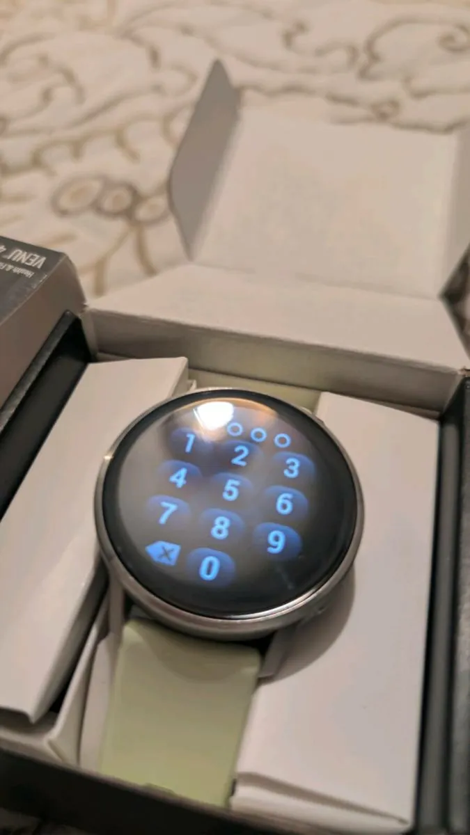 Garmin Venu 4 - Image 2