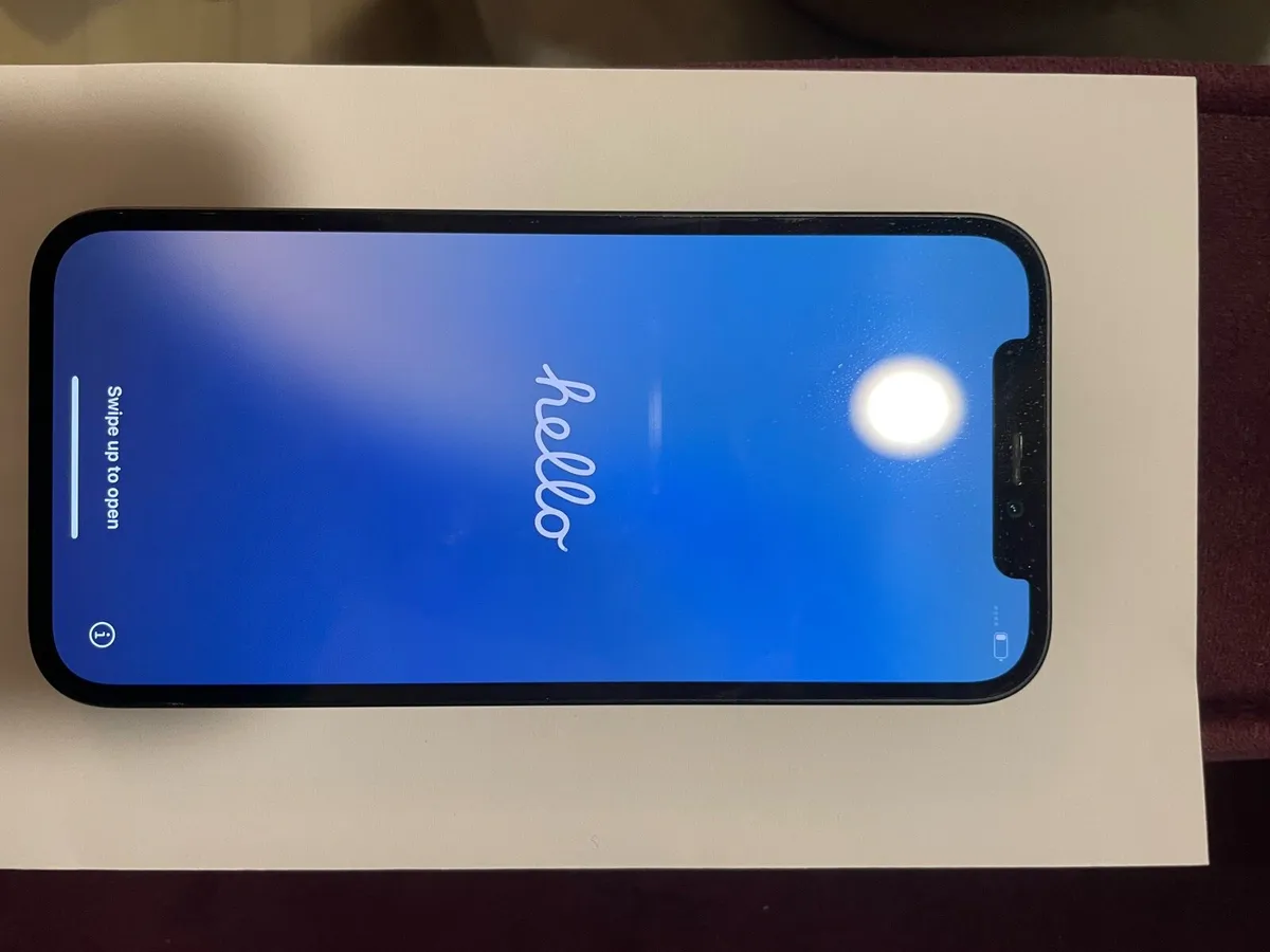 iPhone 12 128gb - mint condition - Image 3