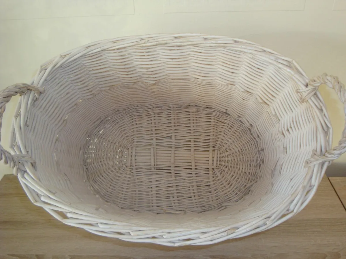 Oval wicker basket - Image 3
