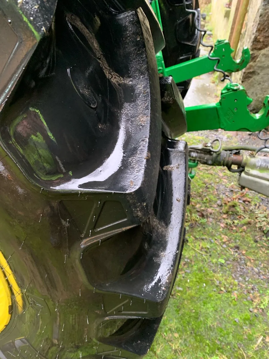 Tractor tyres - Image 1