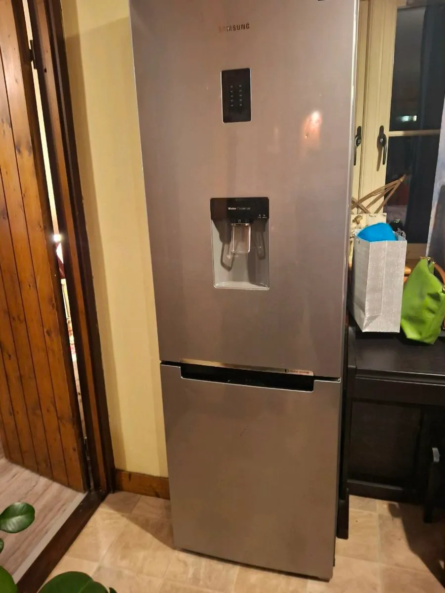 American style fridge freezer - Image 1