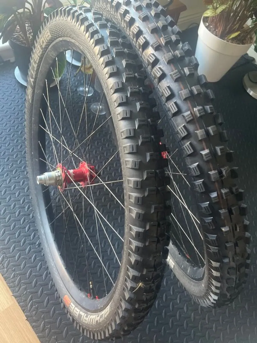 Set of wheels - Image 3